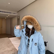 蓝色工装羽绒服女中长款冬季2025新款白鸭绒大毛领派克服情侣外套