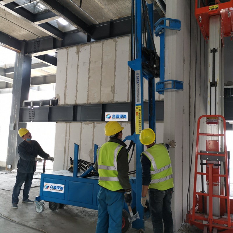 厂家批发零售垂直提升墙板装板机械旋转升高隔墙板拼接装板设备