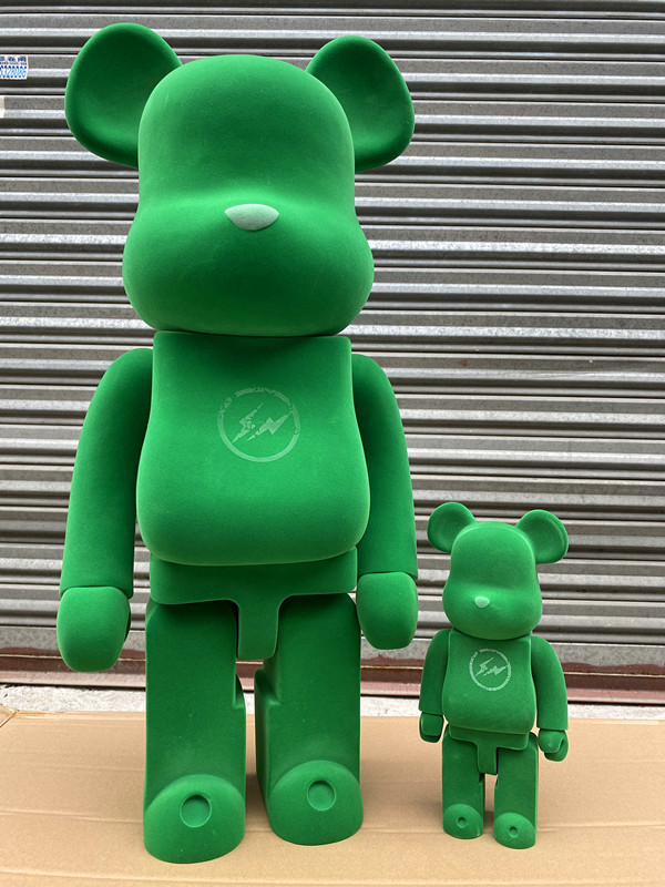 植绒公仔bearbrick暴力熊泰迪闪电熊客厅电视柜摆件模型1000%