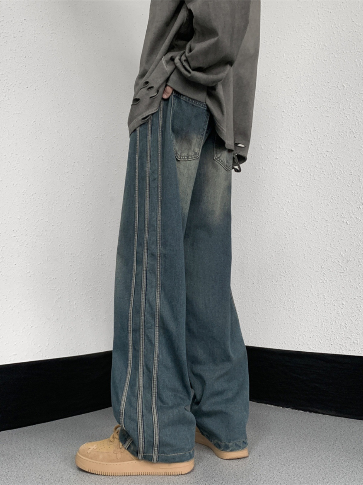 Summer Thin American Style Retro Washed Distressed Side Striped oose Straight Jeans Men Slightly Flared Mop Pants