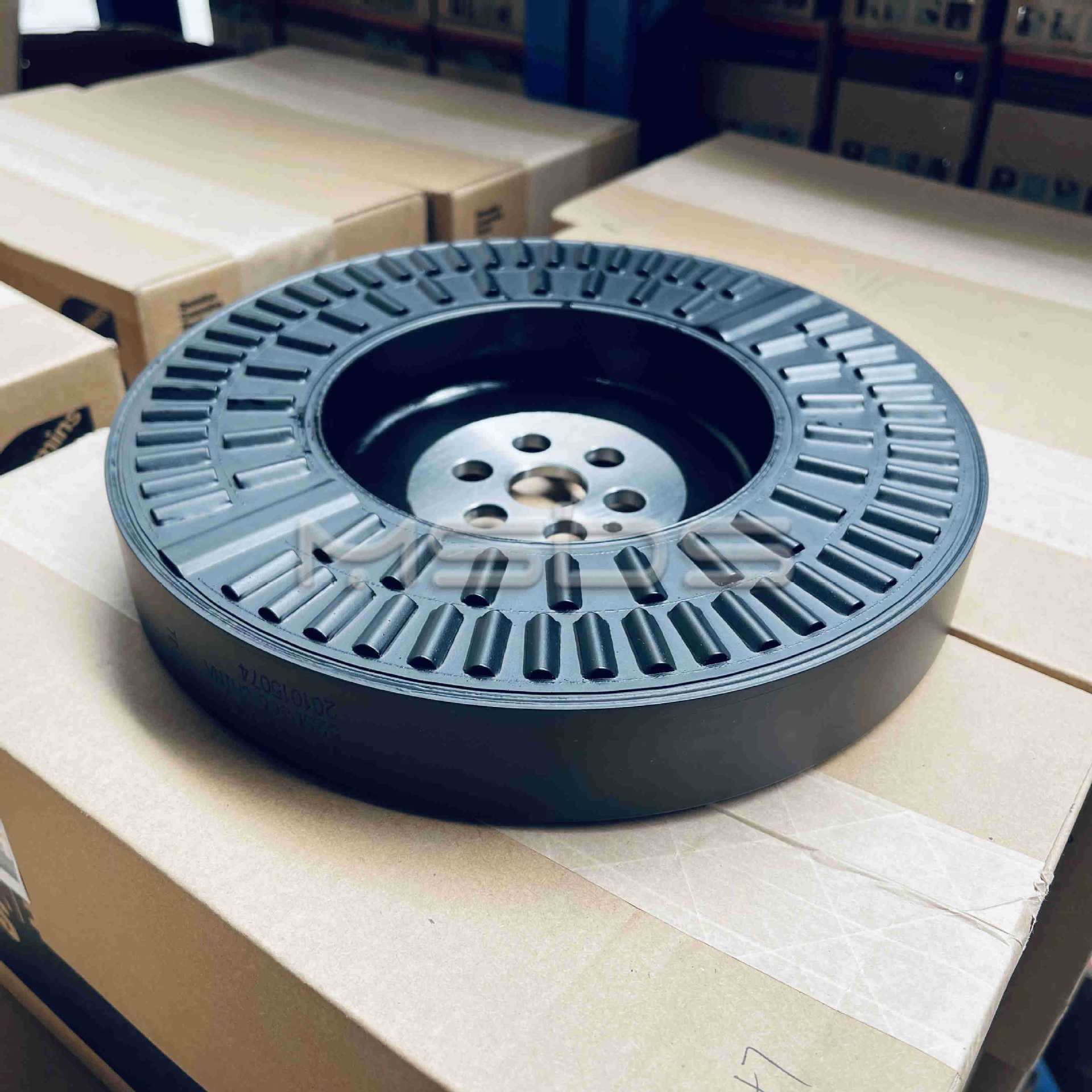 东风康明斯减振器