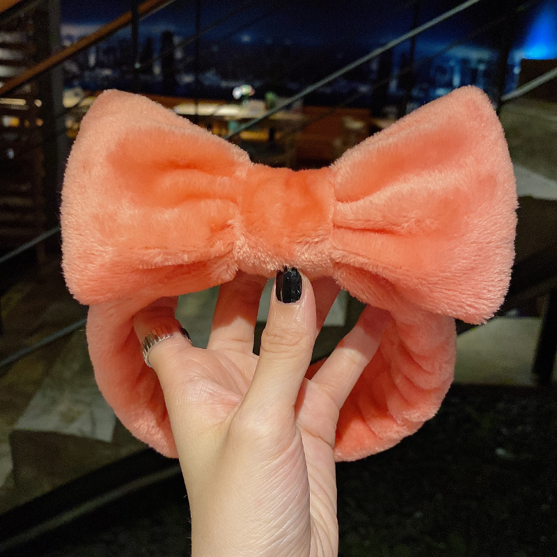 冬季热卖蝴蝶结毛绒发带 韩版糖果色可爱简约百搭洗漱化妆束发带