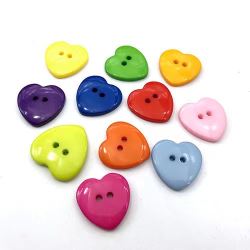 Supply Factory Direct Sales Spot Heart-Shaped Cartoon Buttons Children's  Peach Heart Resin Buttons Can Be Dyed