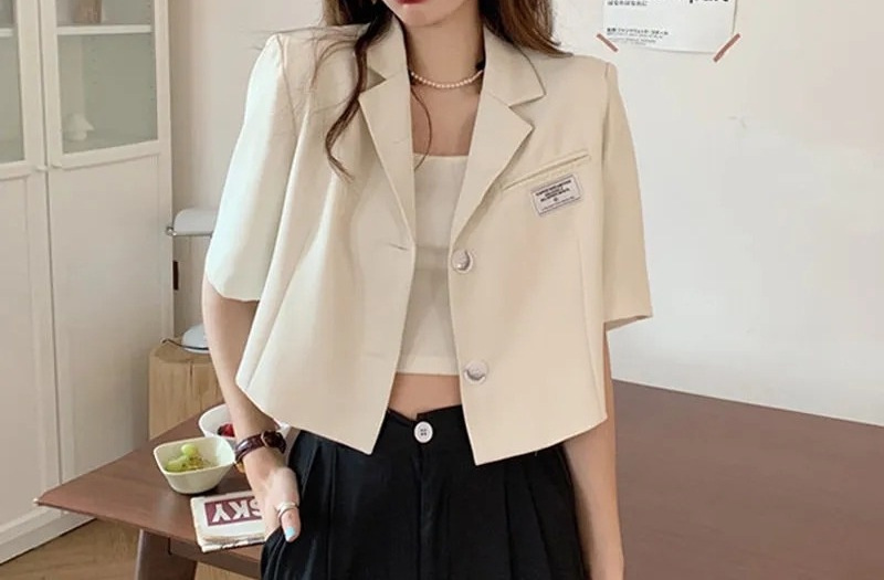 短袖小西装外套女夏季薄款2022新款潮流时尚设计感小个子短款西服