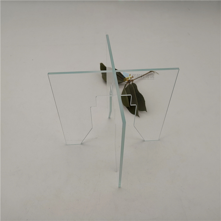 不规则玻璃定制cnc精密切割玻璃 奇形异形玻璃激光切割钻孔加工