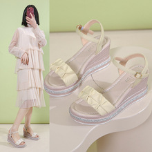 厚底韩系凉鞋女夏季新款流行时尚圆头坡跟一字扣带仙女风高跟凉鞋
