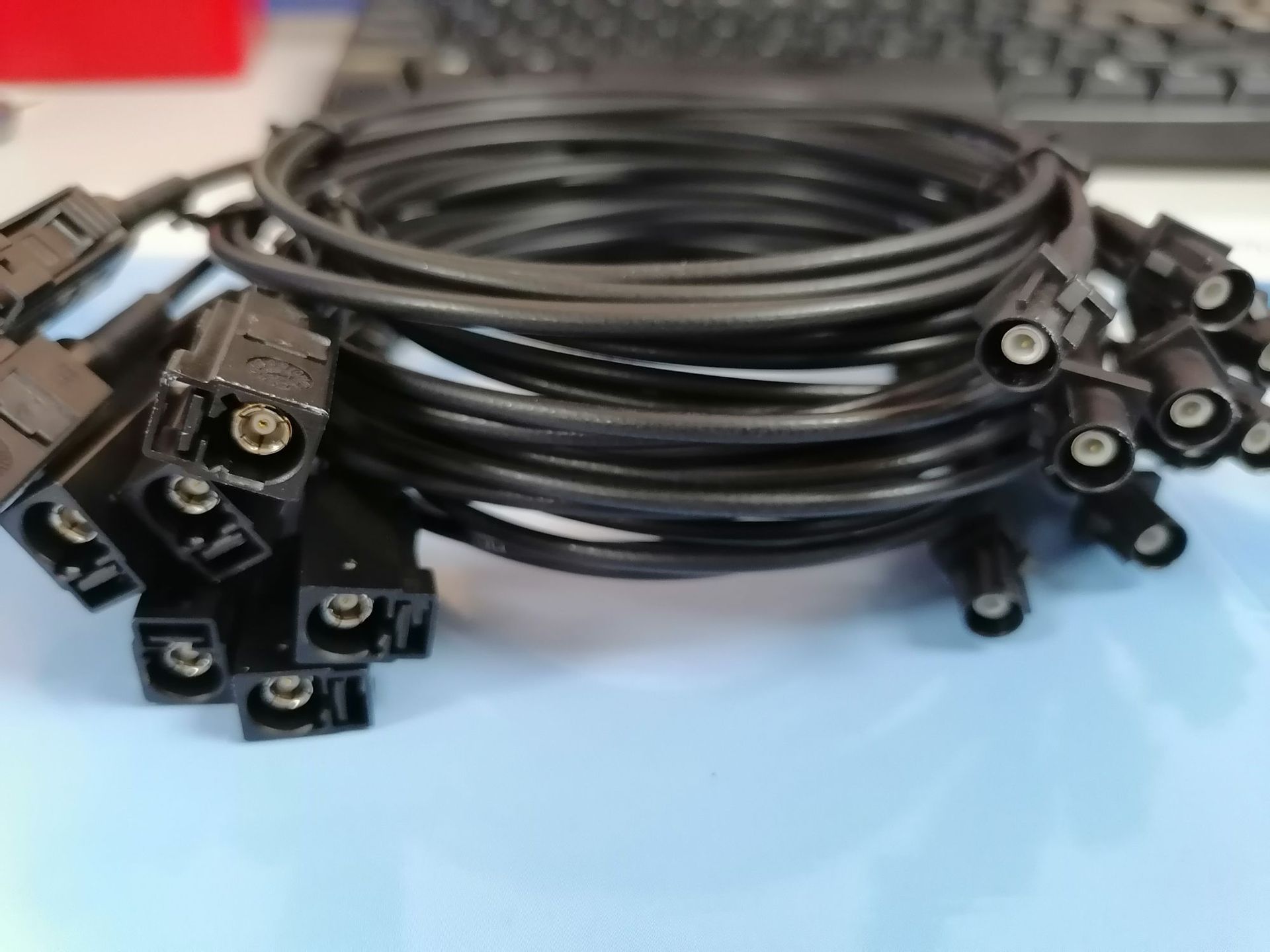 供应fakra线束 线缆组件-1高清摄像后视镜连接器线束rg174rg302.