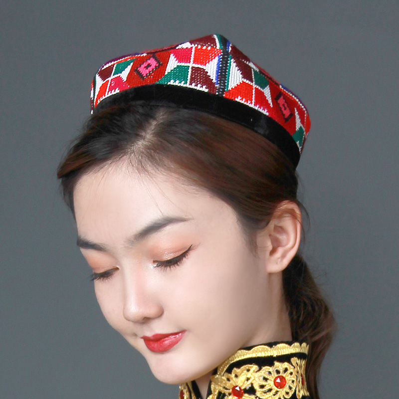 采艺新疆舞蹈帽子女士维族十字绣小花帽维吾尔族头饰四角帽带辫子