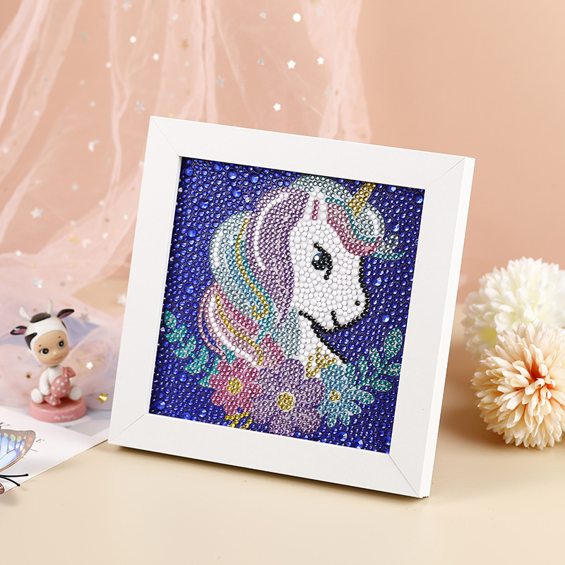 新款儿童钻石画满钻带框 卡通diy礼物5d手工活十字绣钻石画代发