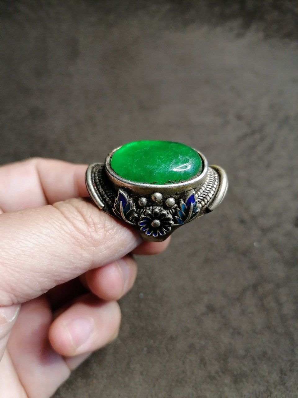 仿古清代老银镶翠玉戒指 高冰阳绿翡翠界面 椭圆戒面活口戒指批发