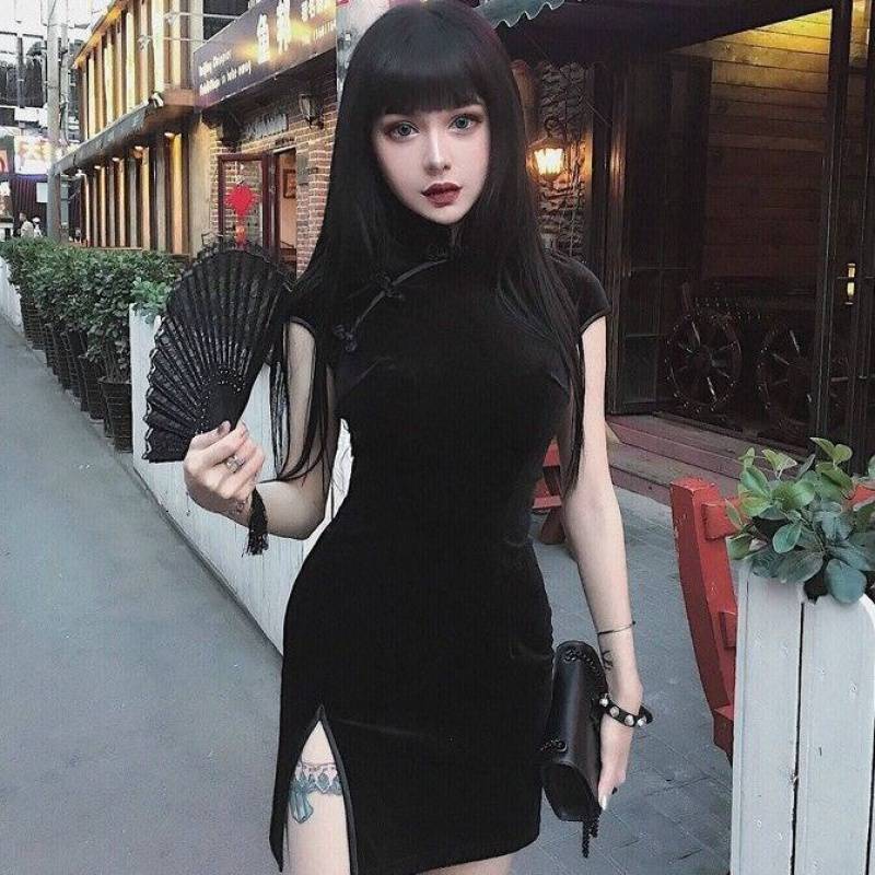 个性中国风服饰女