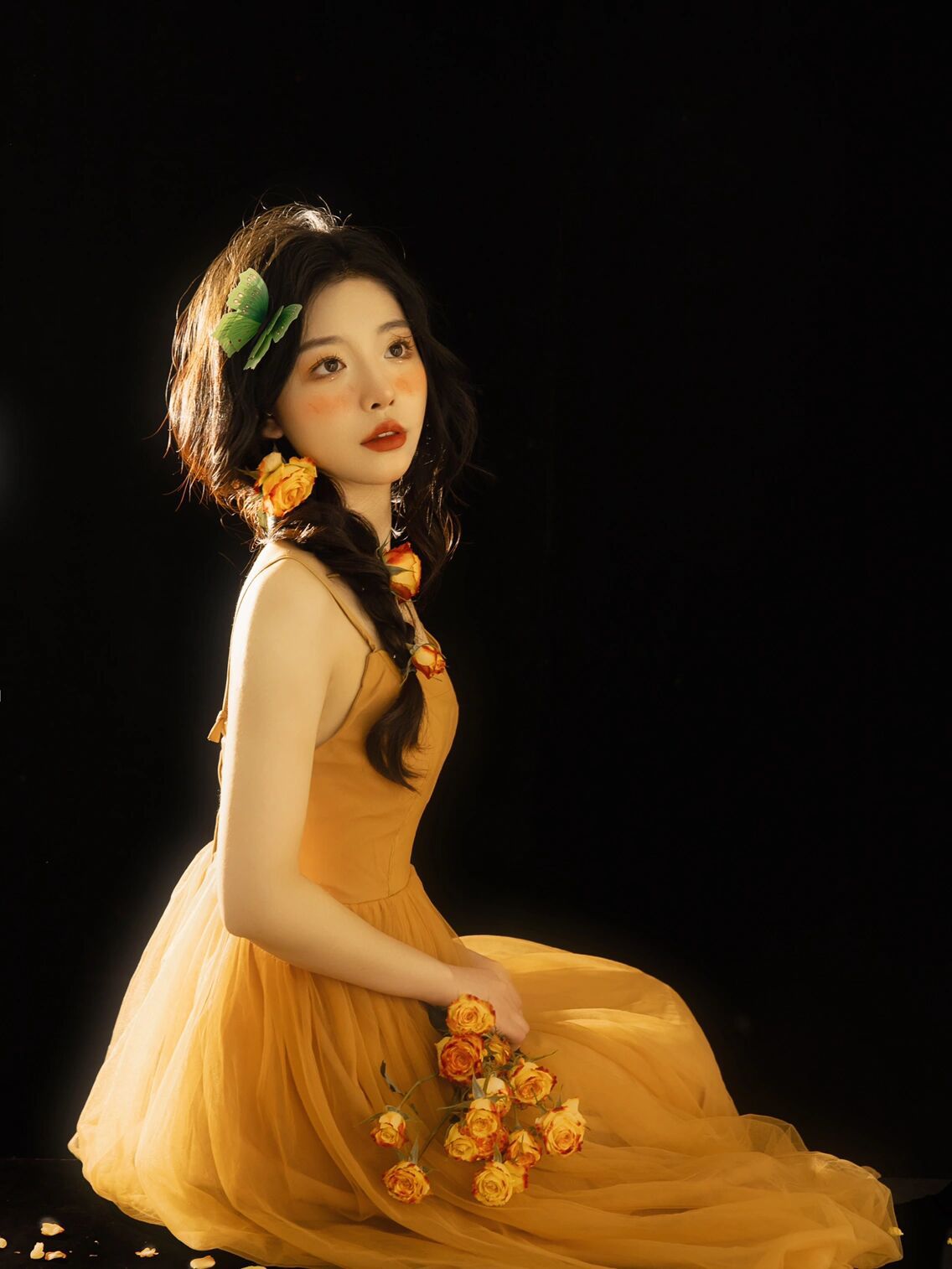 影楼个人写真服装女时尚复古港风吊带连衣裙私房艺术照主题摄影服