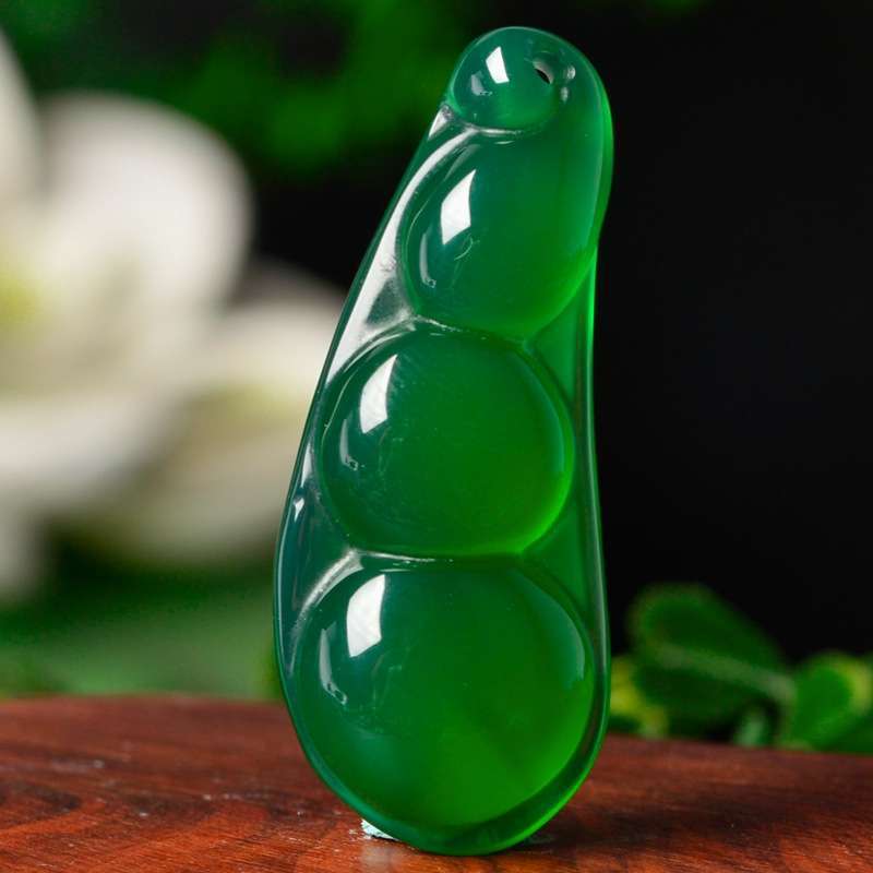 玉髓吊坠四季豆