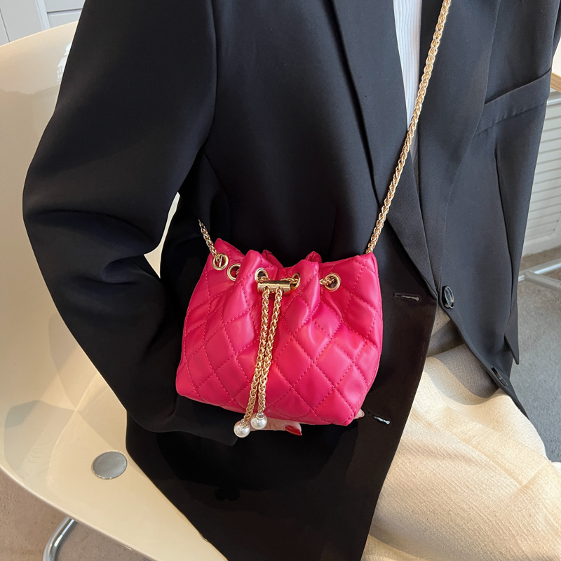 New 2022 Summer Candy Color Small Bag Women's Fashion All-Match Age-Reducing Rhombus Pearl Bucket Bag Small Chanel-Style Bag