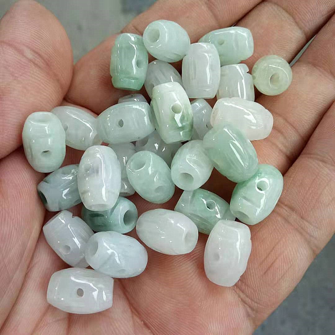 玉器a货翡翠三通珠配饰diy手串项链雕刻配饰三通翡翠散珠批发