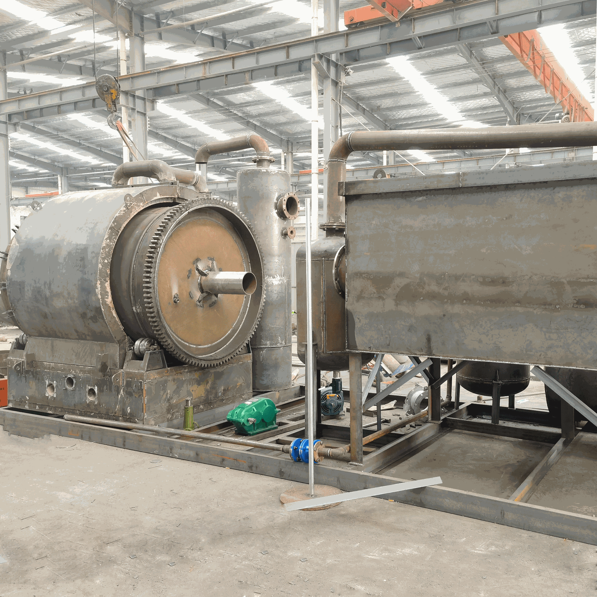 商丘润达 污油泥炼油设备废轮胎小型炼油机 废弃铝塑炼油设备