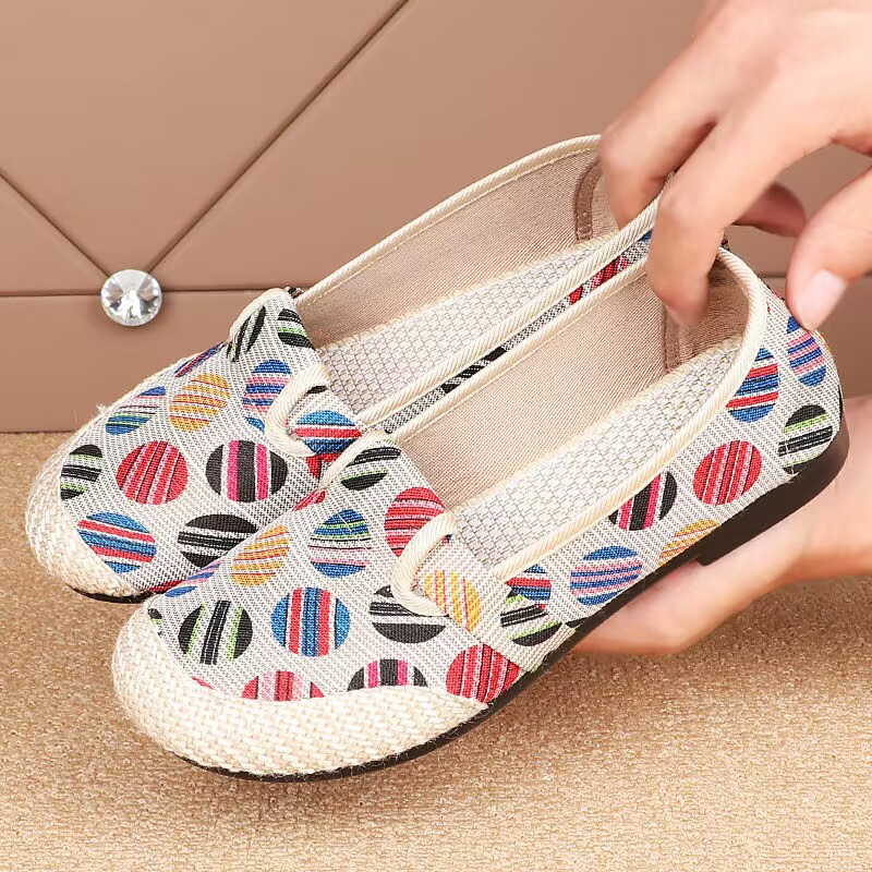 Spring and Summer New and Old Beijing Cloth Shoes Women's Canvas Shoes Pumps Versatile Comfortable Casual Slip-on Non-Slip Soft Bottom Mom Shoes