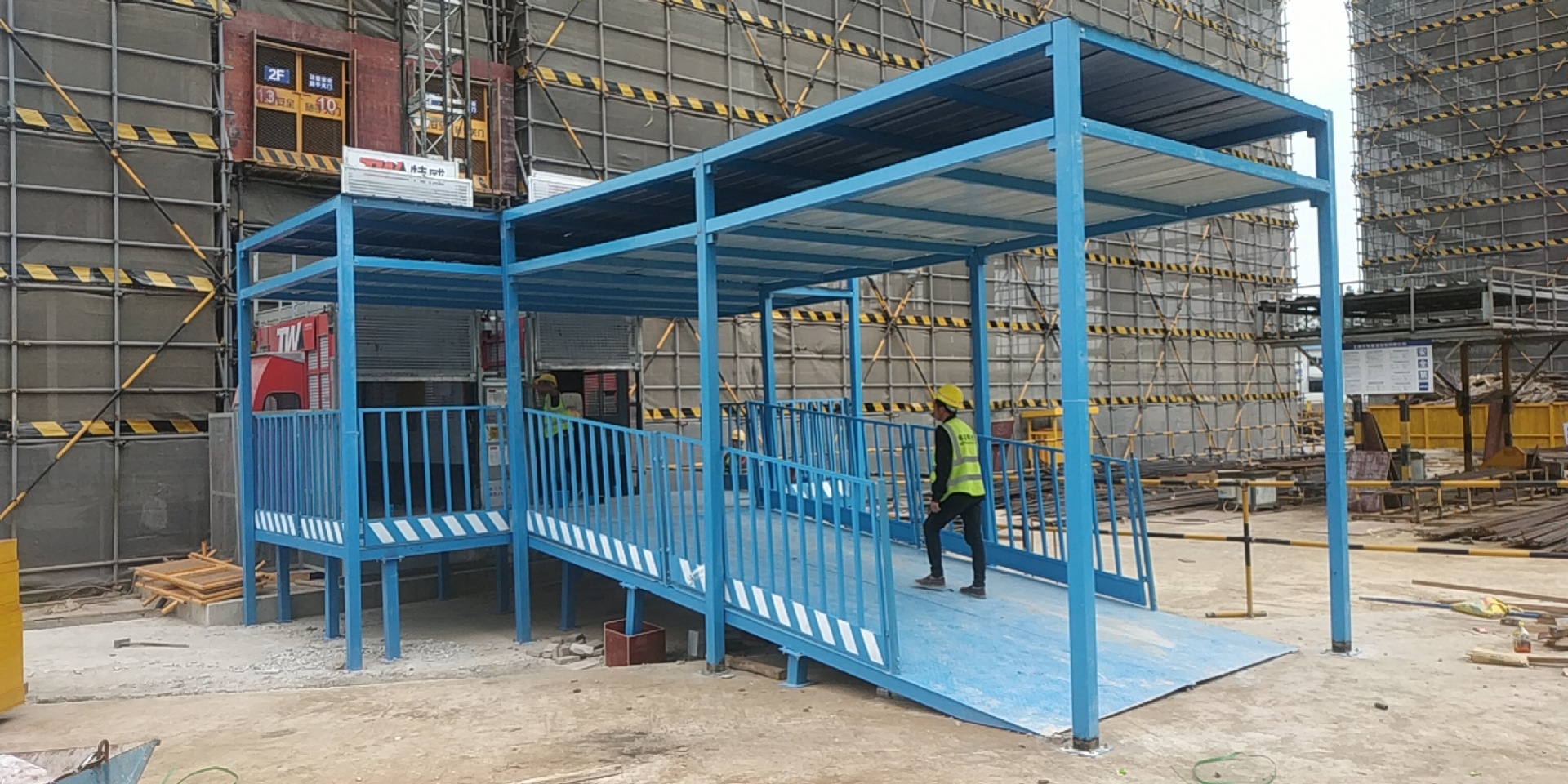 工地斗车运料平台 升降机电梯井口斜坡平台 可来图或按尺寸订做