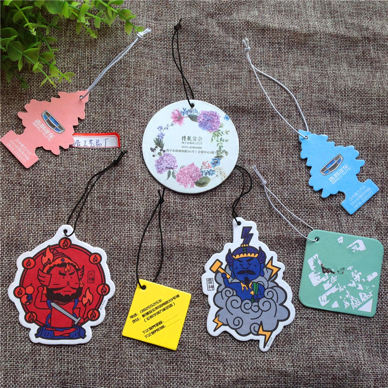 定 制汽车香片香水车内挂件香薰内饰汽车车载香片美