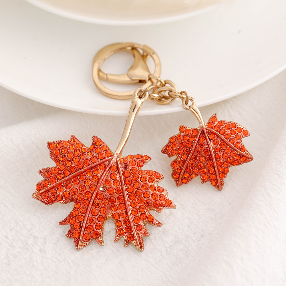 New Amazon Ornaments Plant Pendant Metal Double Maple Leaf Keychain Wholesale Creative Factory Direct Supply Small Gift