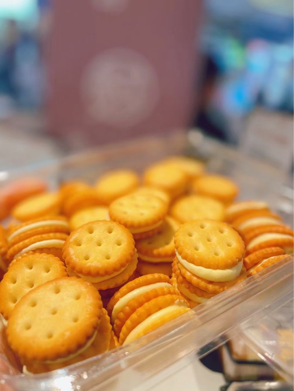 曼兹集鲜代发15158196134商品描述包装规格汉堡酥,雪花酥生产许可证