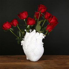 严选大心脏花插家庭装饰花瓶摆件桌面树脂工艺品Heart resin vase