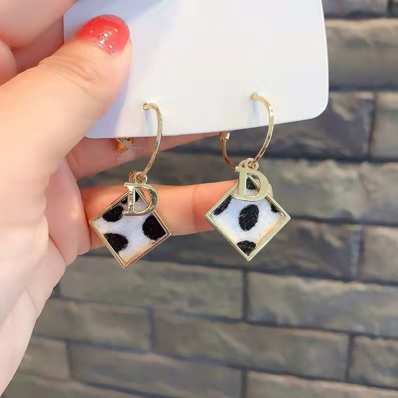 Sterling Silver Needle Fashion Leopard Print Polka Dot Square Geometric Earrings Korean Style Trending Earrings