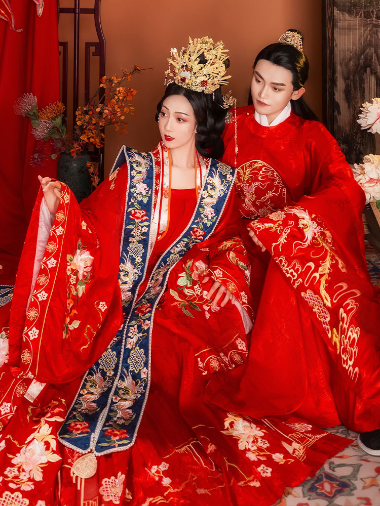 明制汉服婚服重工刺绣男女款情侣套装花嫁中式古装霞帔马面裙嫁衣