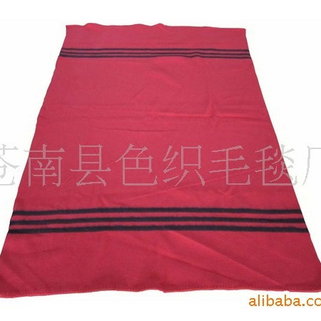 涤棉素色救灾毛毯混纺棉毯地毯150X210环保出口现货户外毯保暖毯