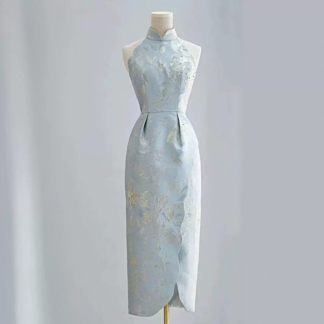 新中式晨袍少女旗袍敬酒服2024新款轻奢小众新娘订婚礼服花苞裙