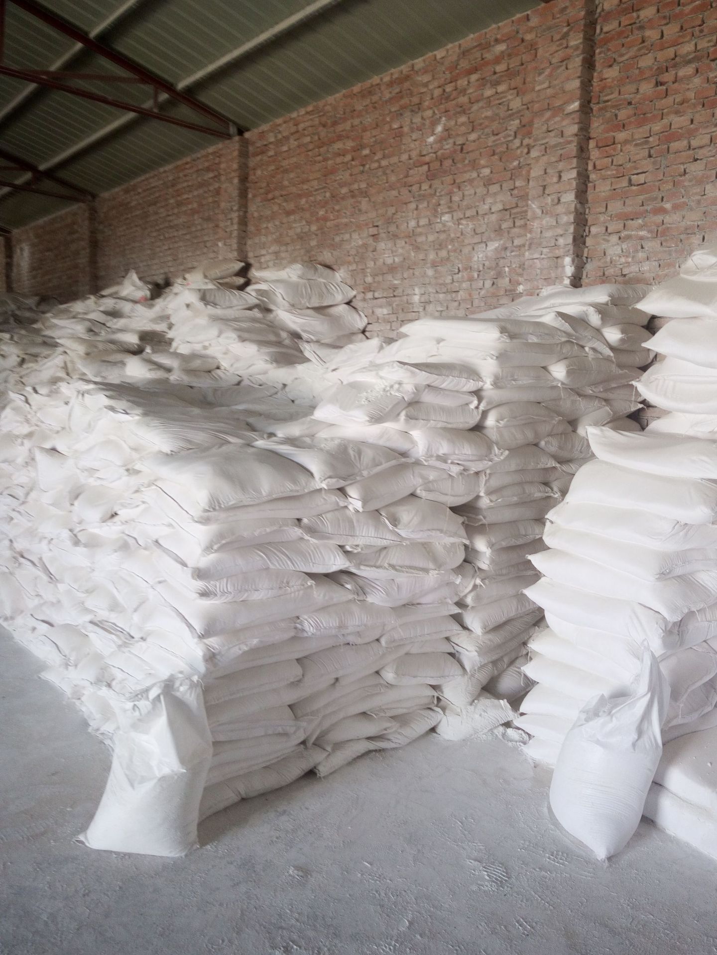 现货 矿粉 萤石粉 氟化钙 工业级氟化钙 各种规格 18062735071