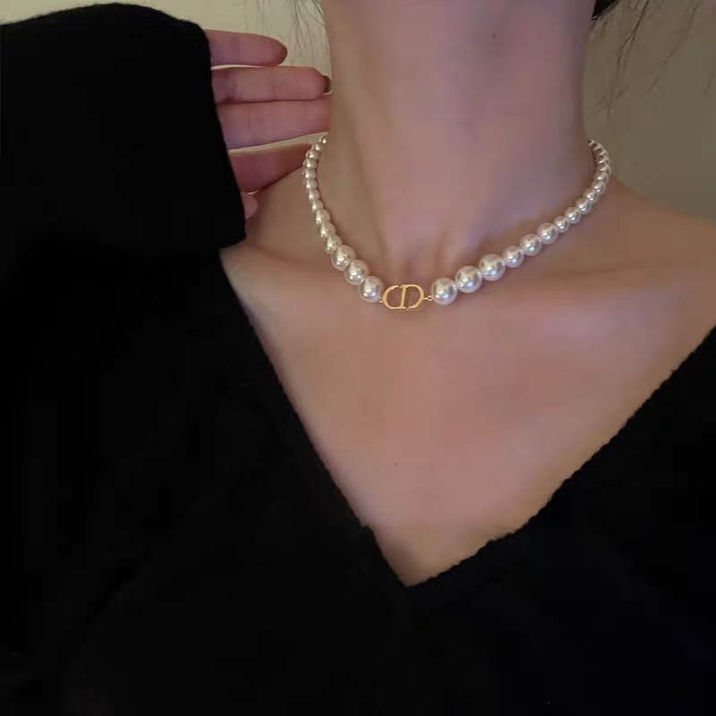 Ni Ni Same Style Pearl Necklace for Women Light Luxury Temperament High-Grade Clavicle Chain 2024 New Popular Niche Necklace