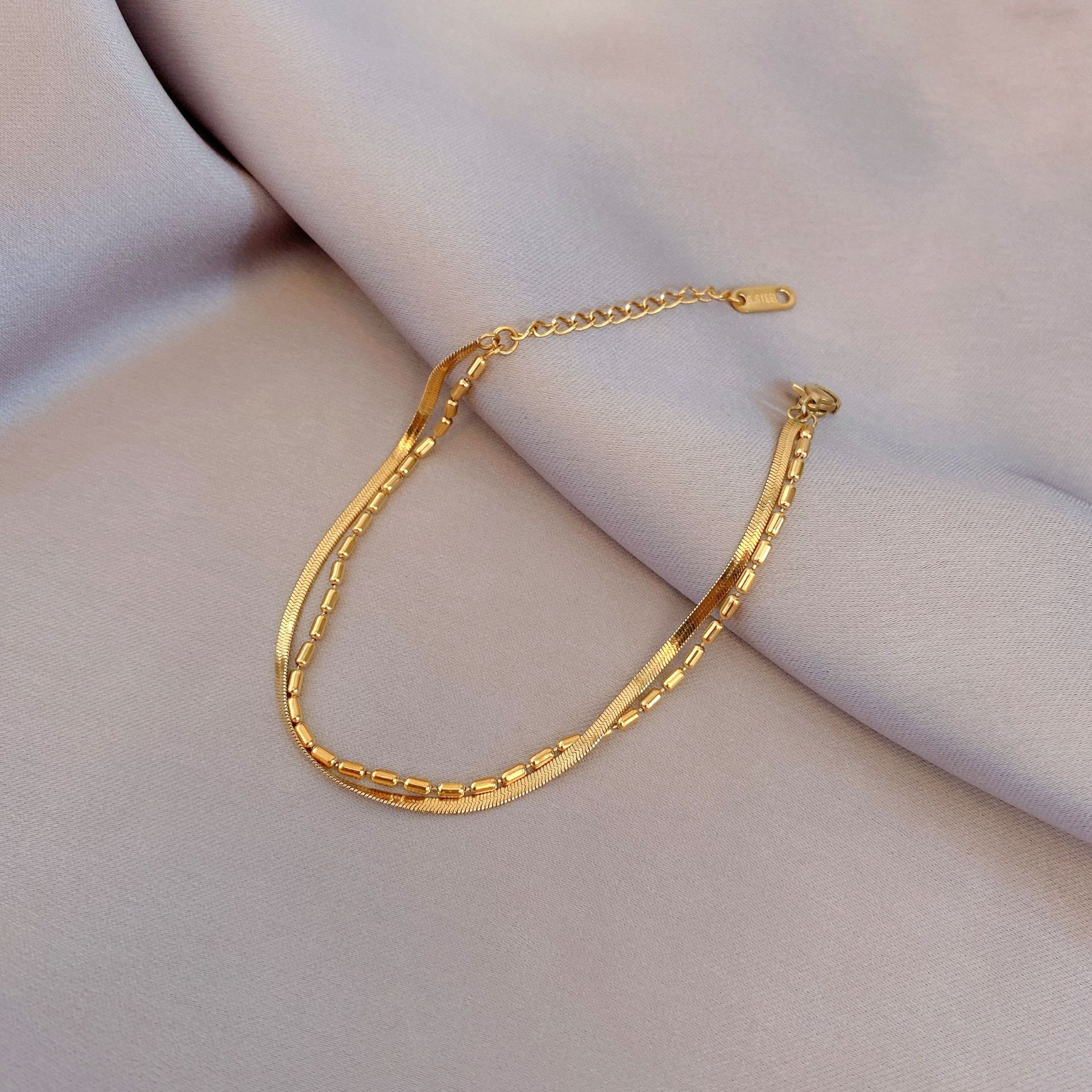 钛钢手链女简约复古直播时尚转珠珠链蛇骨双层手链女款钛钢镀18k