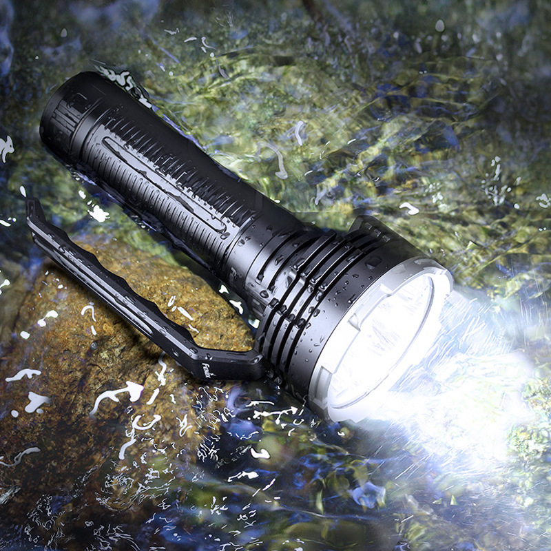 应急强光手电筒lr80r充电高亮远射手提式户外徒步探险搜救手电筒