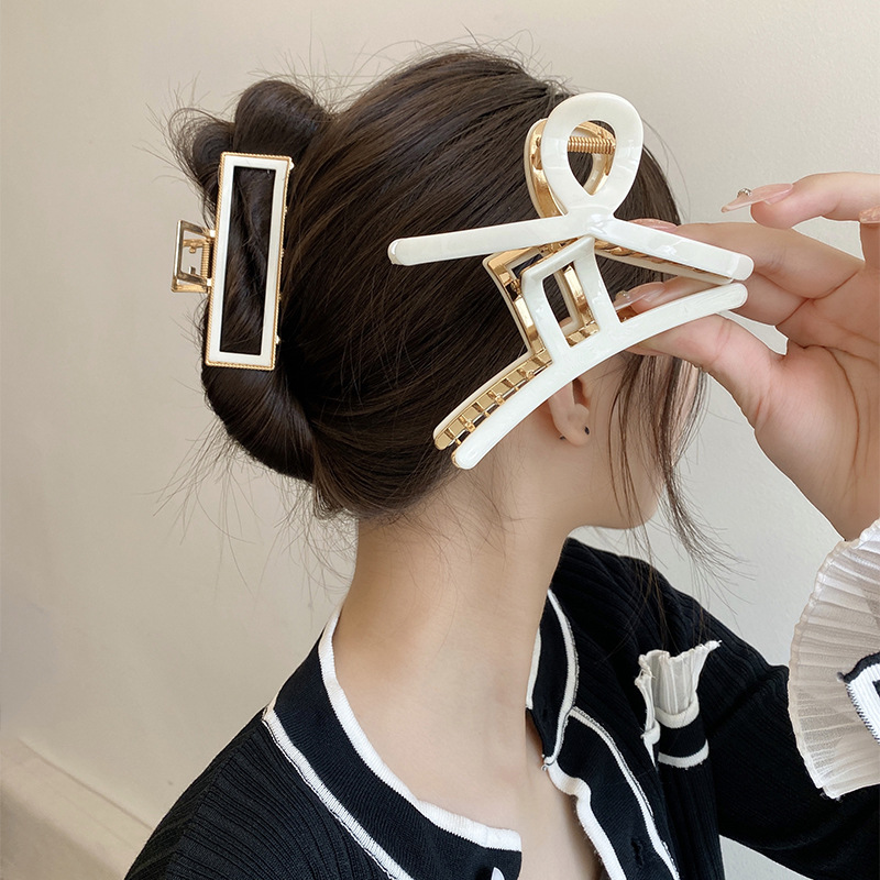 网红抓夹高级复古金属后脑勺盘发夹子头饰女鲨鱼夹发量多气质发饰