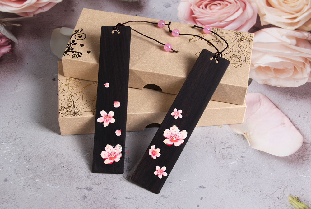 彩绘桃花书签 黑檀彩绘桃花书签 古风礼品 木质书签 可刻字logo