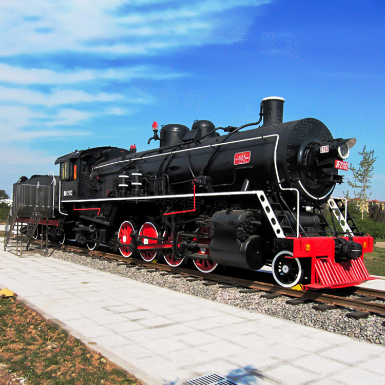 景区公园铁艺蒸汽火车头雕塑 户外大型美陈装饰摆件 互动拍照道具