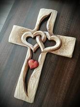 Carved wooden cross intertwined hearts亚克力爱心十字架装饰品