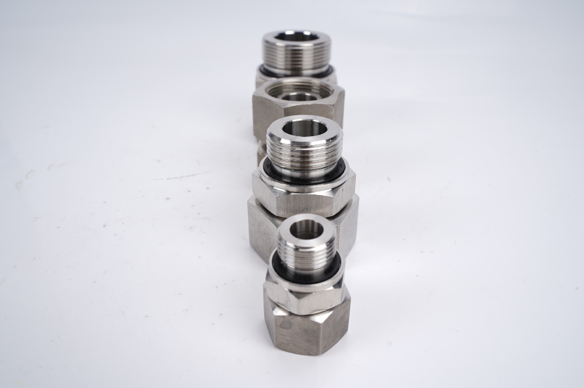 工厂直通头内外螺纹转换接头 不锈钢直通外螺纹内螺纹转换接头2c-阿里