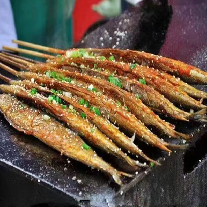 秋刀鱼串 夜啤酒烧烤摊商用烧烤串 家庭烧烤串 冷冻小吃串