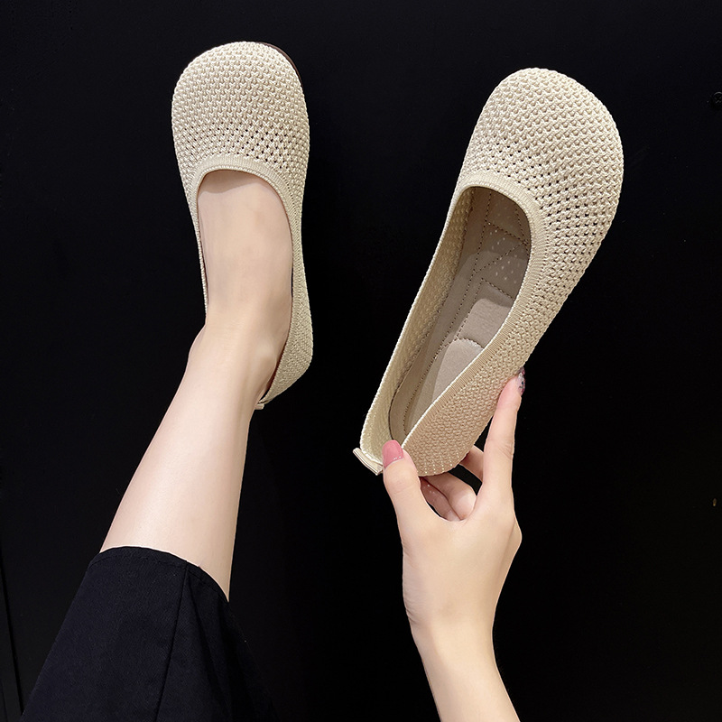 Knitted Women's Shoes Breathable Soft Bottom Comfortable Massage Sole Big Head Flat Pumps Wholesale Factory Direct Supply Lazy Milk Shoes