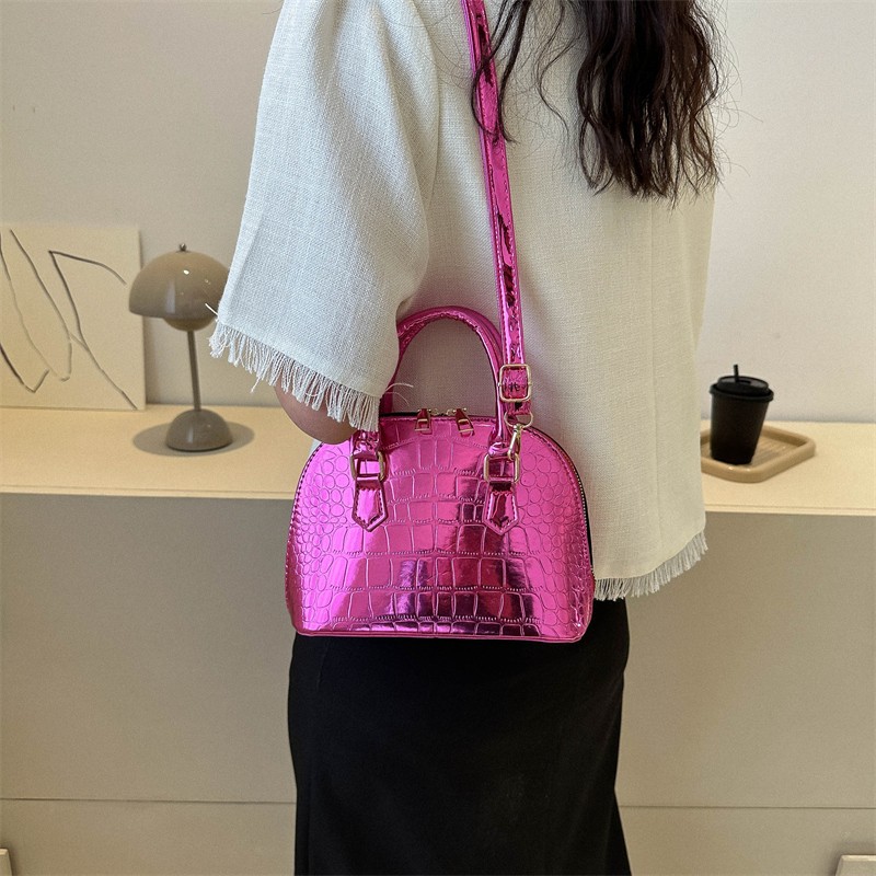 Factory Wholesale Fashion Women's Small Square Bag 2023 New Pleated Pattern Fashion Handbag Patent Leather Crossbody Shoulder Bag