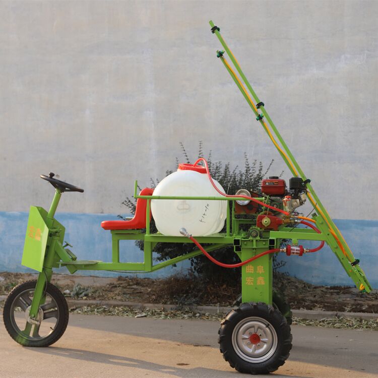 电动三轮打药机 自走式三轮汽油打药车 三轮方向盘式打药机