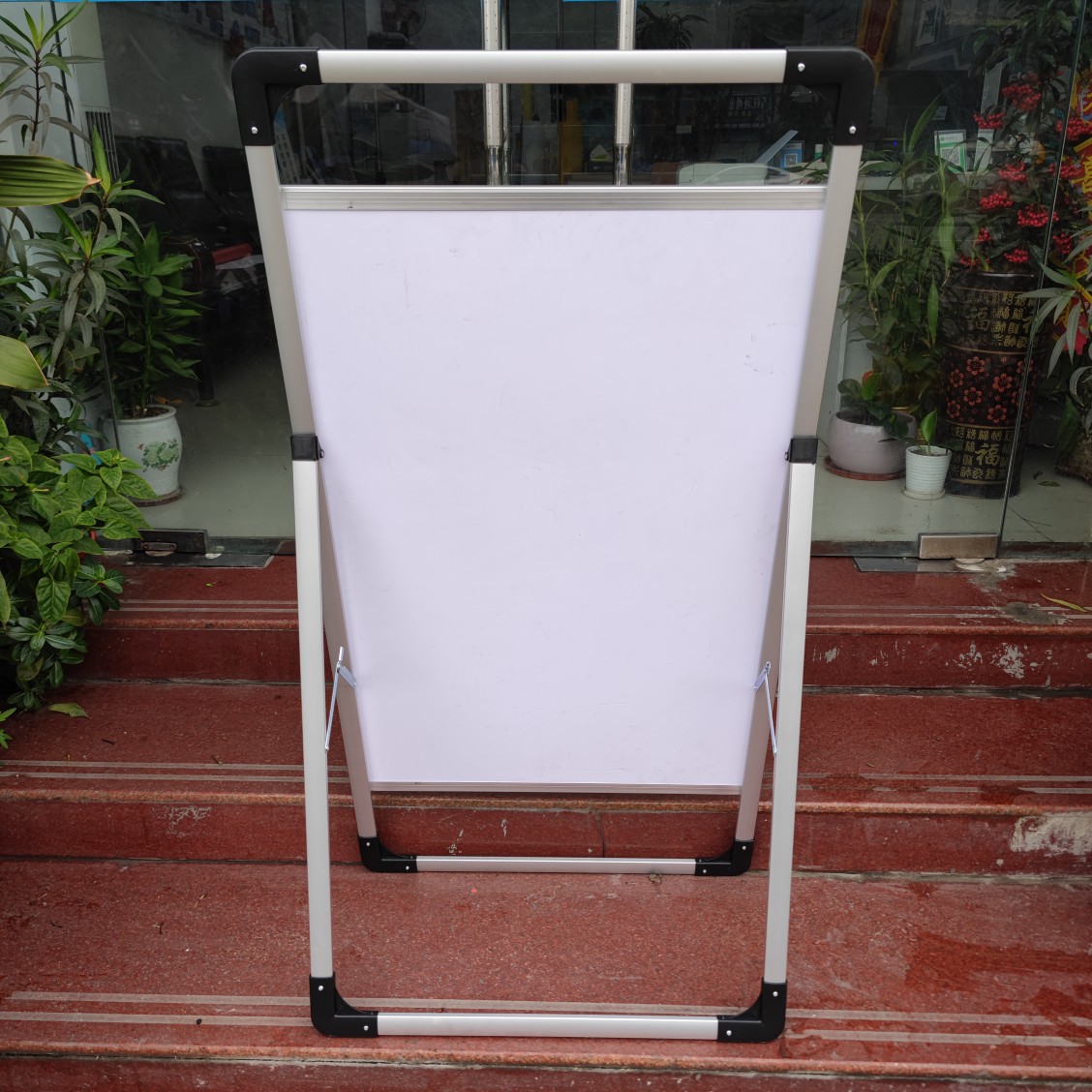 60×80cm招聘展架含内容品牌东莞长安蓝天广告材质铝型材边框 pvc底板