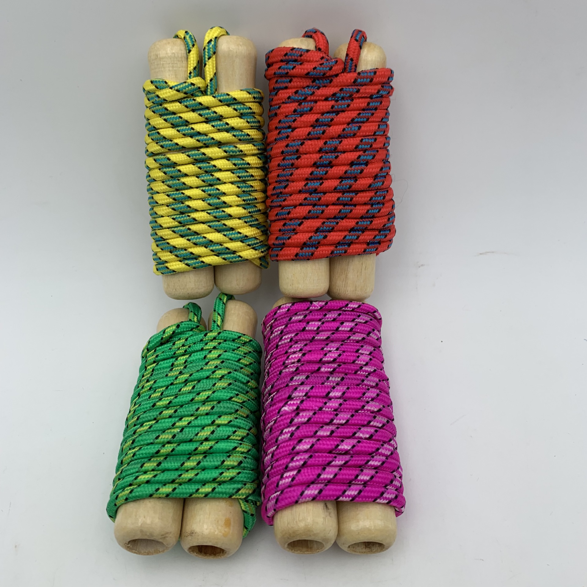 儿童学生用木把棉线彩色跳绳健身减肥跳绳厂家货源两元店百货批发