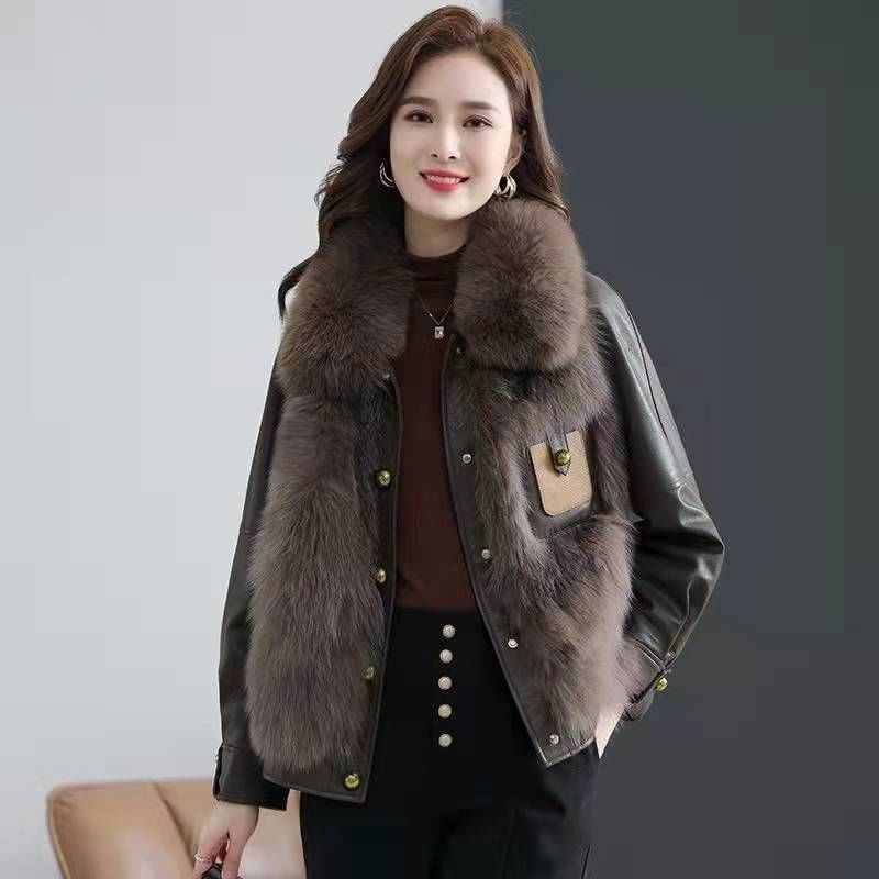 Autumn and Winter Clothing Faux Fur Coat Women 2023 New Cold-Proof Warm Thick Fur Collar Slimming Sense of Design Plush Coat