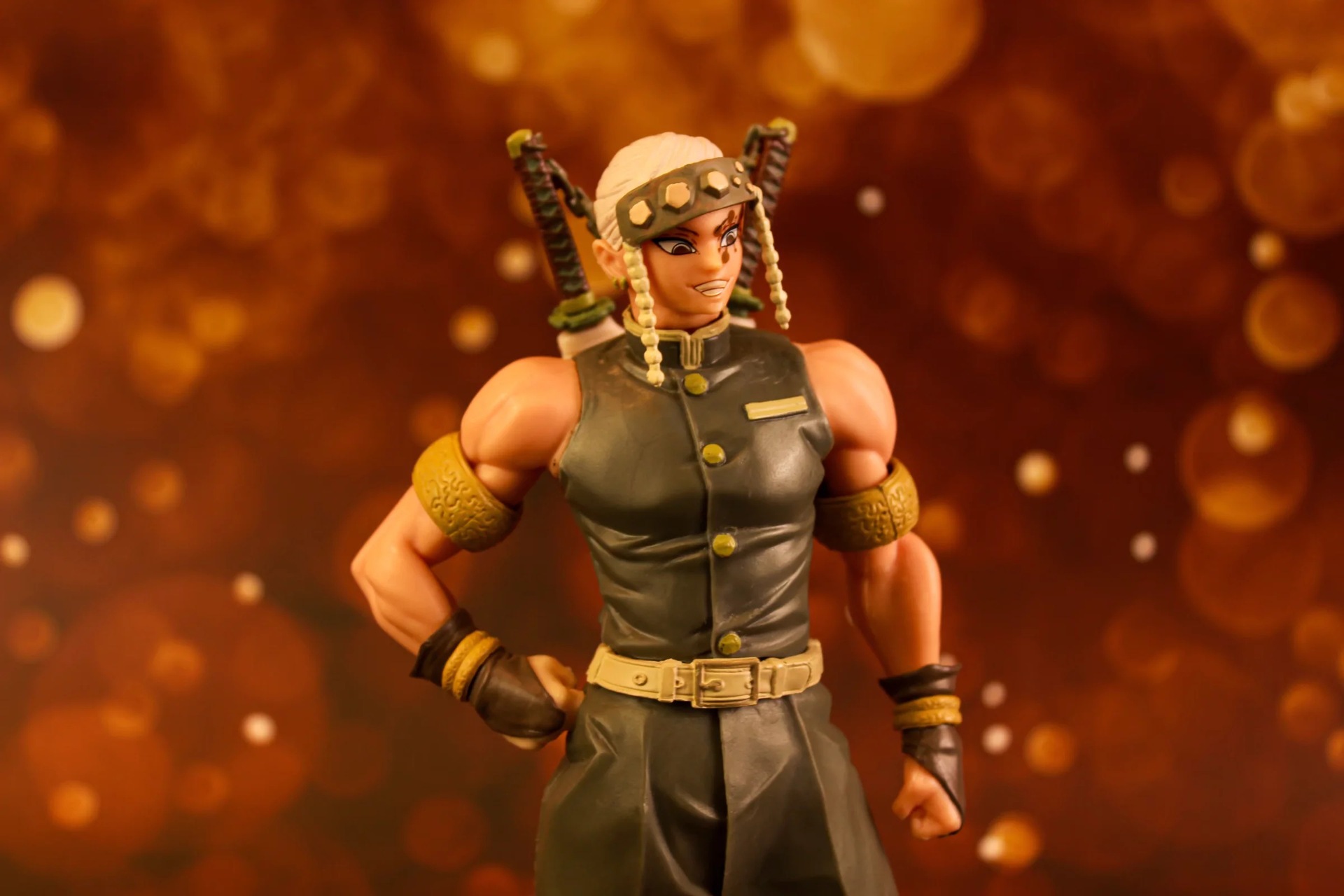 鬼灭之刃 十柱共鸣 音柱.宇髓天元 站姿 模型盒装手办