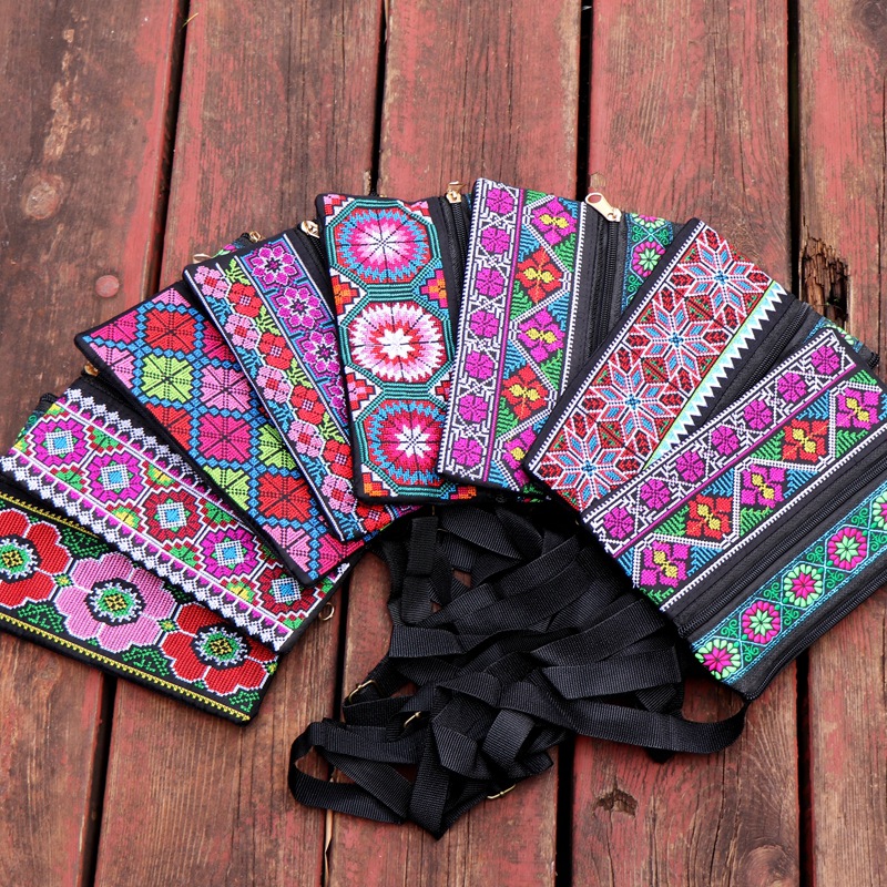 云南民族风三层拉链十字绣斜挎包女包 民族特色绣花包出游包包