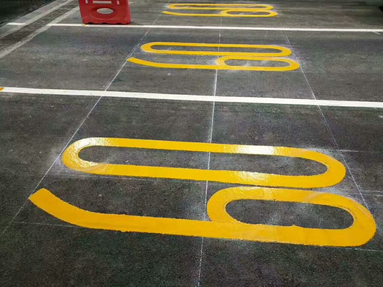 【夜间反光】高速路市政道路标线漆粉末状彩色热熔划线涂料-报价