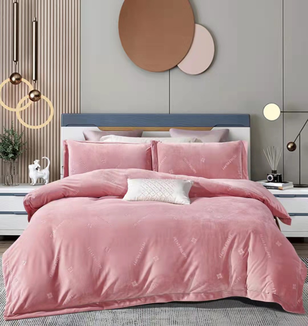 现货牛奶绒四件套单面素色雕花提花保暖 被套 四件套